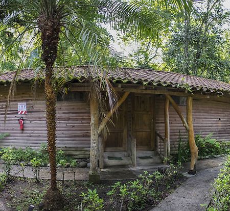 Bugabutik Hotel Resort Cocles Beach 外观 照片