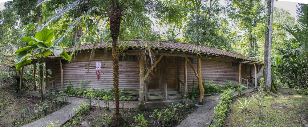 Bugabutik Hotel Resort Cocles Beach 外观 照片
